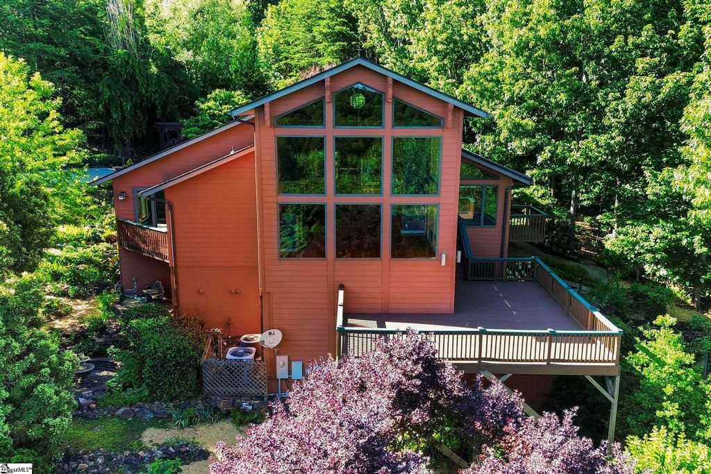 137 Laurel Falls Way, Greenville, SC 29609