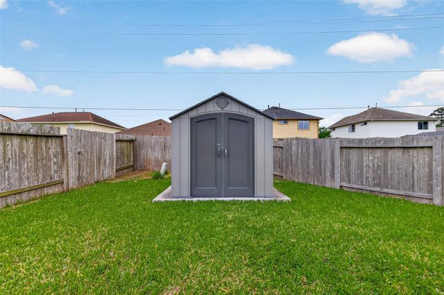 13202 Versace Drive, Houston, TX 77044