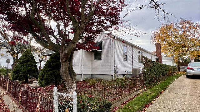 129 Glenbridge Avenue, Providence, RI 02909