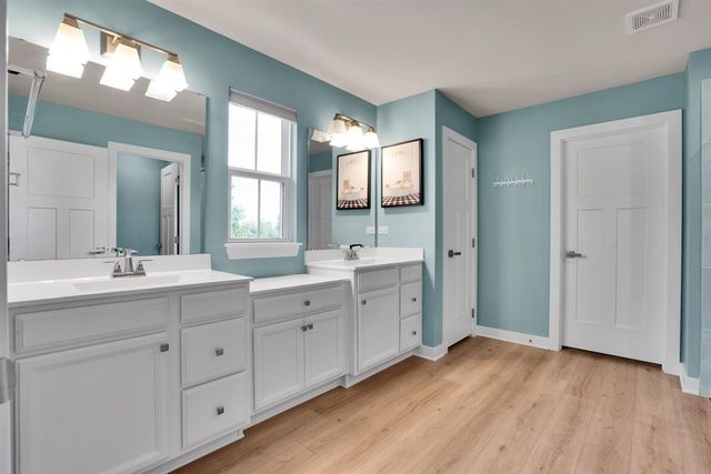 32301 N Allegheny Way, Lakemoor, IL 60051