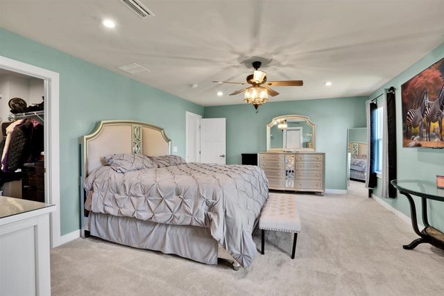 32301 N Allegheny Way, Lakemoor, IL 60051