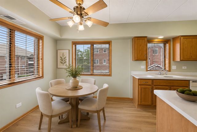 13129 FOREST RIDGE Drive 2D, Palos Heights, IL 60463
