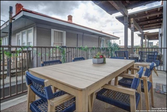 1542 N Alamo St Unit 203, San Antonio, TX 78215