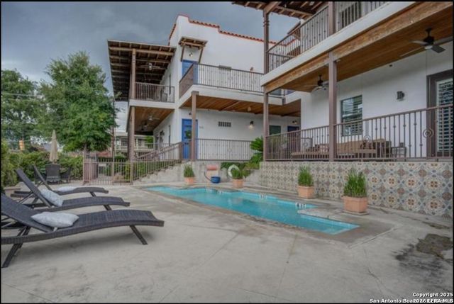 1542 N Alamo St Unit 203, San Antonio, TX 78215