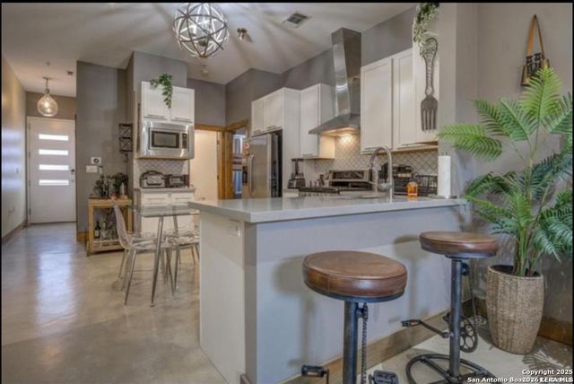 1542 N Alamo St Unit 203, San Antonio, TX 78215