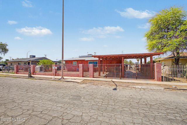 2826 E Rickey Vista, Tucson, AZ 85713