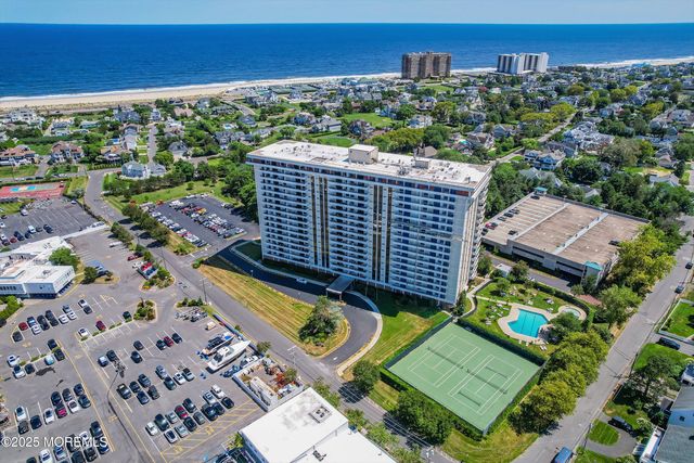 1 Channel Drive, 214, Monmouth Beach, NJ 07750