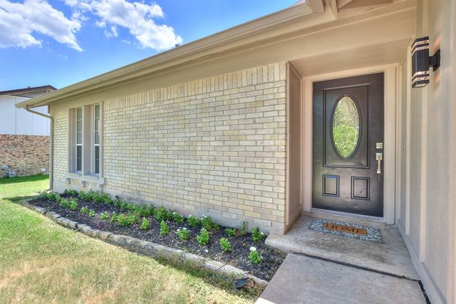 10610 Berthound DR, Austin, TX 78758
