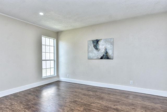 10610 Berthound DR, Austin, TX 78758