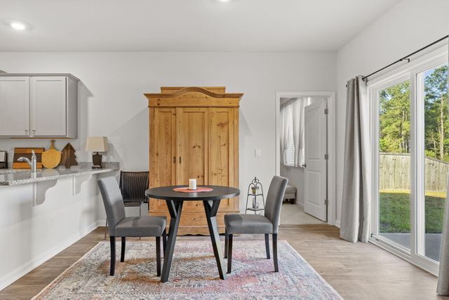 162 Oakwood Boulevard, Summerville, SC 29486