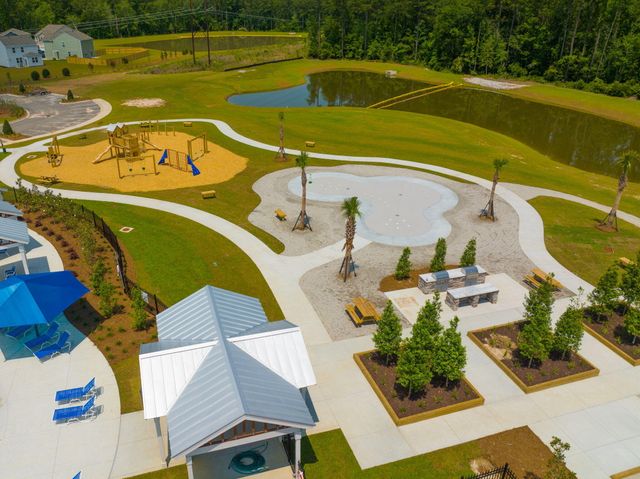 162 Oakwood Boulevard, Summerville, SC 29486