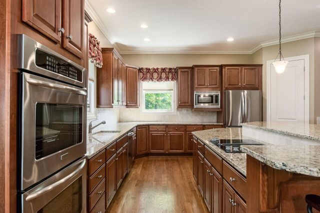 2540 Silverleaf Drive, Powell, OH 43065