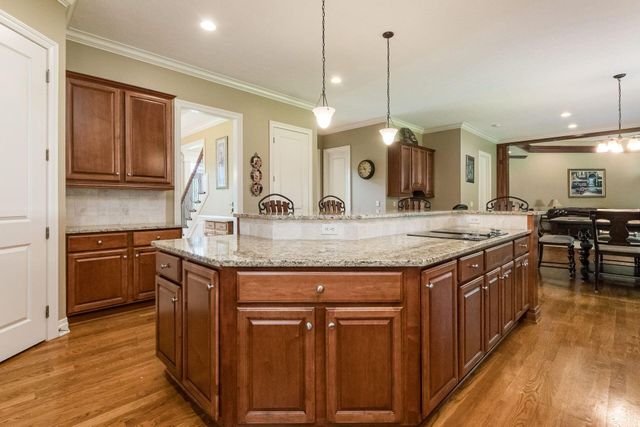 2540 Silverleaf Drive, Powell, OH 43065