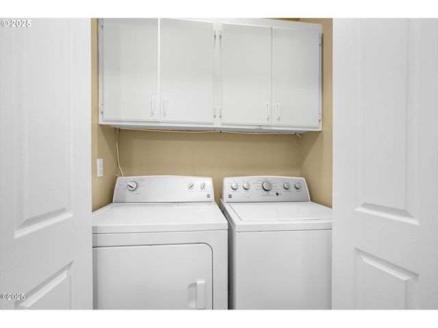 1845 Nw 30TH St, Lincoln City, OR 97367