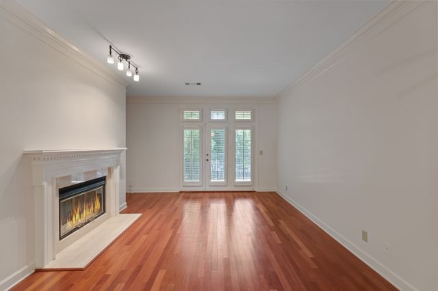 4105 Ashley Park Dr, Nashville, TN 37205