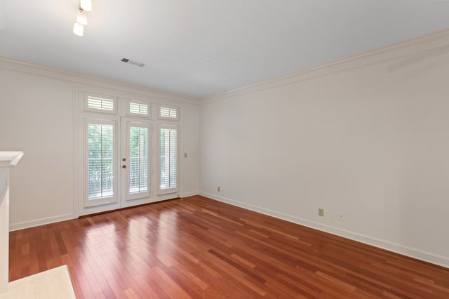 4105 Ashley Park Dr, Nashville, TN 37205