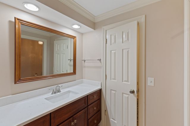 4105 Ashley Park Dr, Nashville, TN 37205