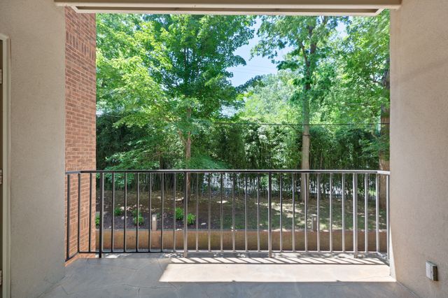 4105 Ashley Park Dr, Nashville, TN 37205