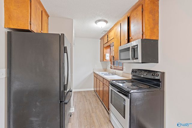 2710 Cave Avenue, Huntsville, AL 35810