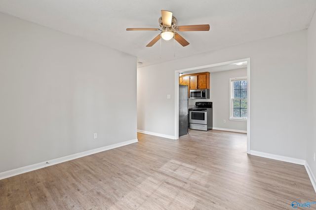 2710 Cave Avenue, Huntsville, AL 35810