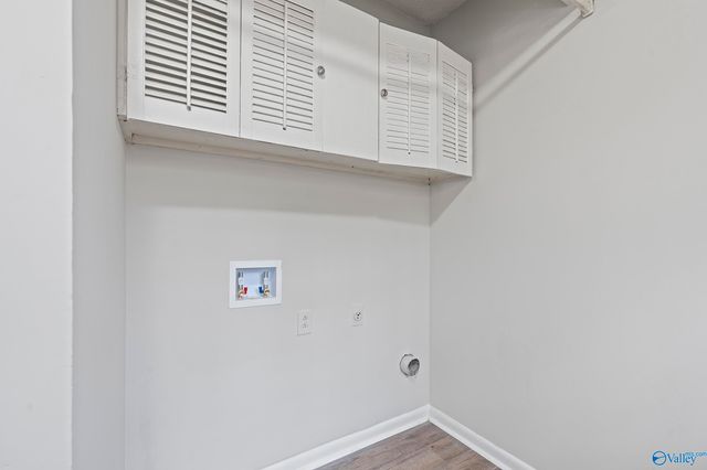 2710 Cave Avenue, Huntsville, AL 35810