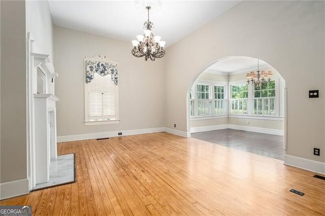 531 Thomaston Street, Barnesville, GA 30204