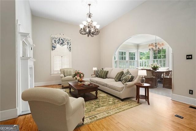 531 Thomaston Street, Barnesville, GA 30204