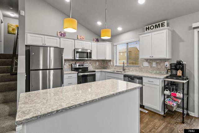 9110 Potter Street, Omaha, NE 68122