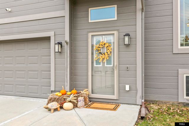 9110 Potter Street, Omaha, NE 68122