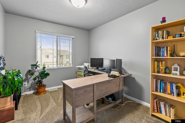 9110 Potter Street, Omaha, NE 68122