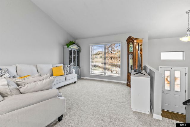 9110 Potter Street, Omaha, NE 68122