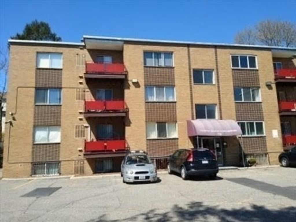 116 Bradlee St 13, Boston, MA 02136