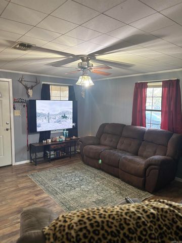 504 S Pine Street, Hope, AR 71801