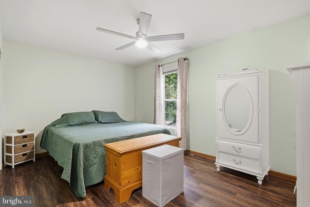 7860 PINE BLVD, Lusby, MD 20657