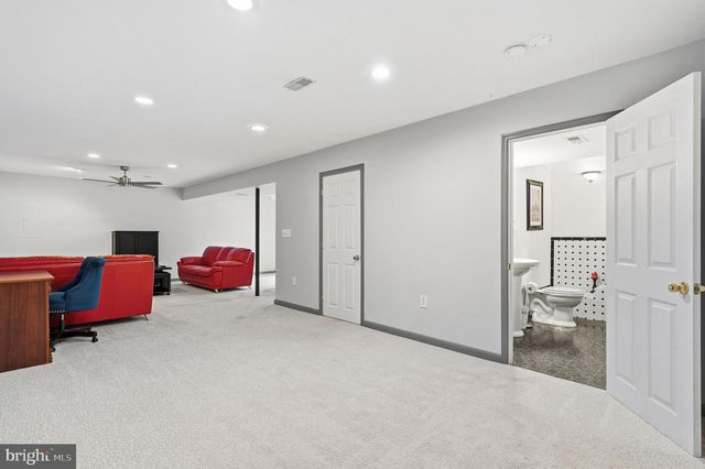 7860 PINE BLVD, Lusby, MD 20657