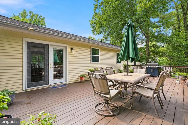 7860 PINE BLVD, Lusby, MD 20657