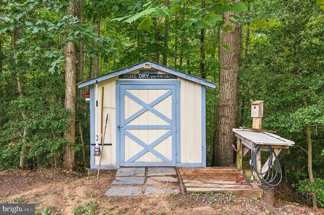 7860 PINE BLVD, Lusby, MD 20657