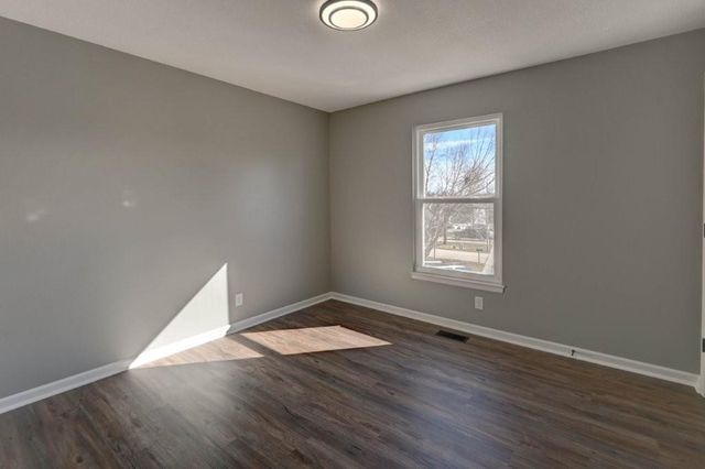 1131 N Mohican Court, Independence, MO 64056