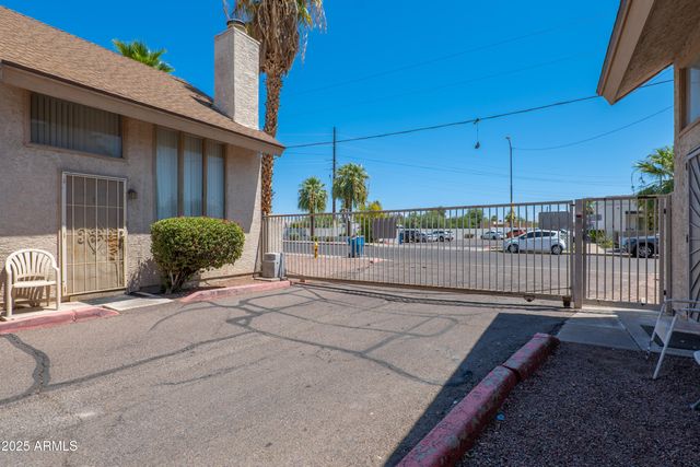 4240 N LONGVIEW Avenue 17, Phoenix, AZ 85014