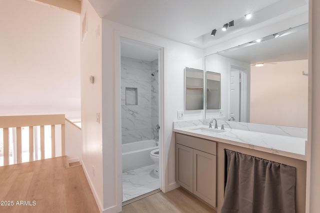 4240 N LONGVIEW Avenue 17, Phoenix, AZ 85014