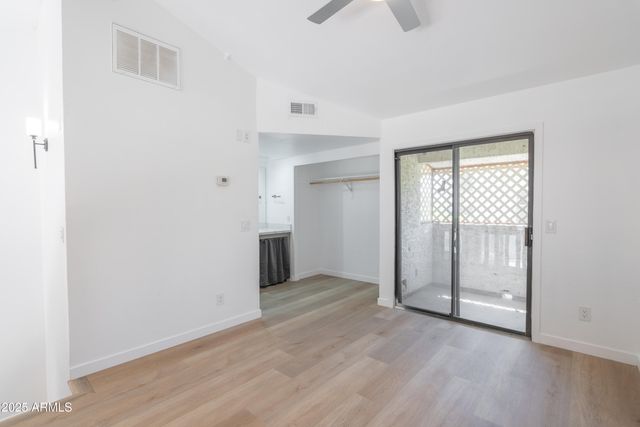 4240 N LONGVIEW Avenue 17, Phoenix, AZ 85014