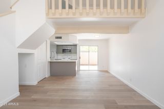 4240 N LONGVIEW Avenue 17, Phoenix, AZ 85014