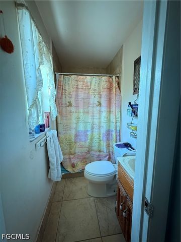 1379 Golf DR, Fort Myers, FL 33919