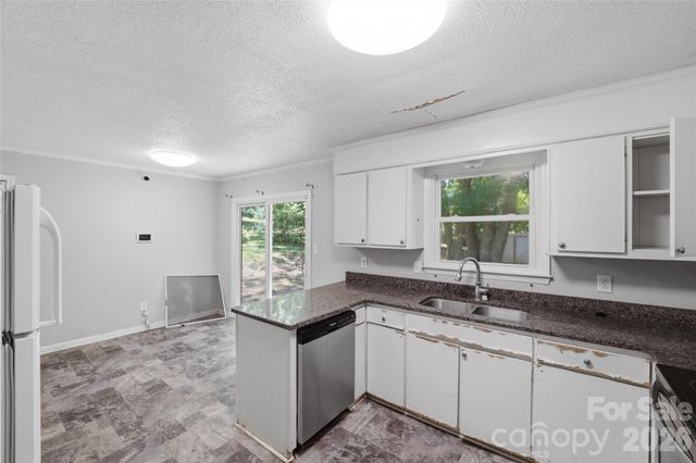151 Redwood Lane, Gastonia, NC 28052