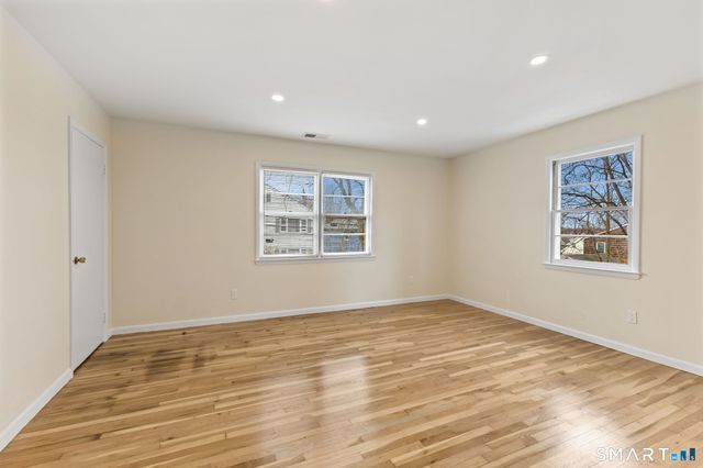 17 Artic Street 2, Greenwich, CT 06830