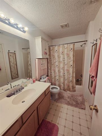 1115 Parker Court, Cedar Hill, TX 75104