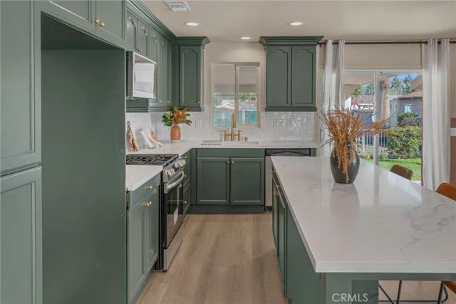 2057 Down, Riverside, CA 92507