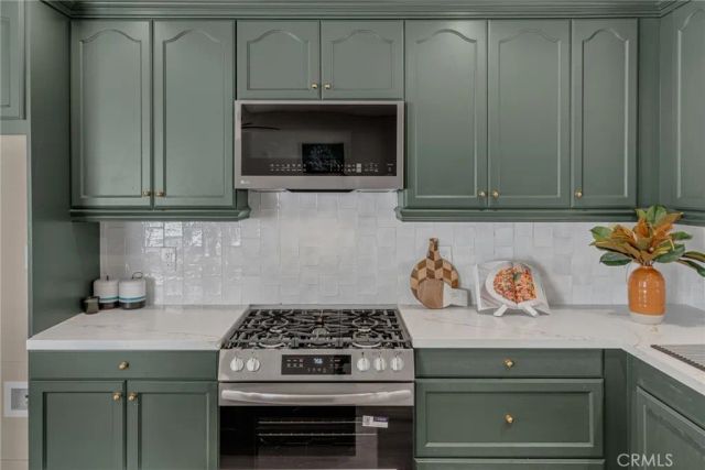 2057 Down, Riverside, CA 92507