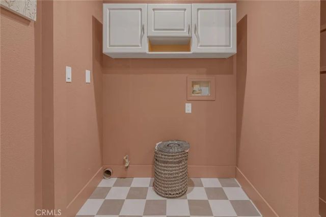 2057 Down, Riverside, CA 92507