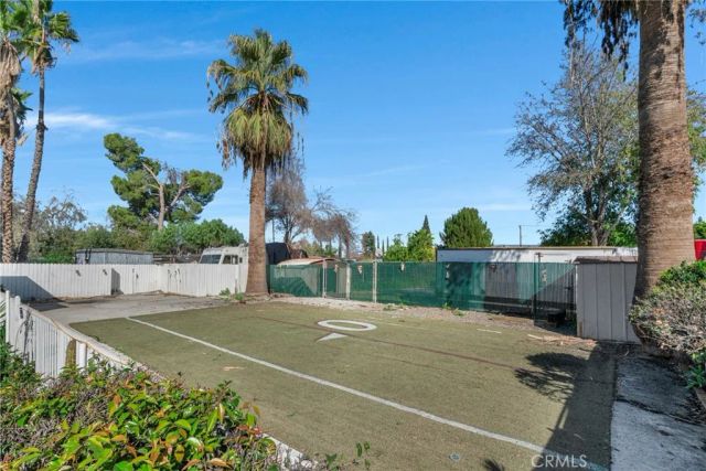 2057 Down, Riverside, CA 92507